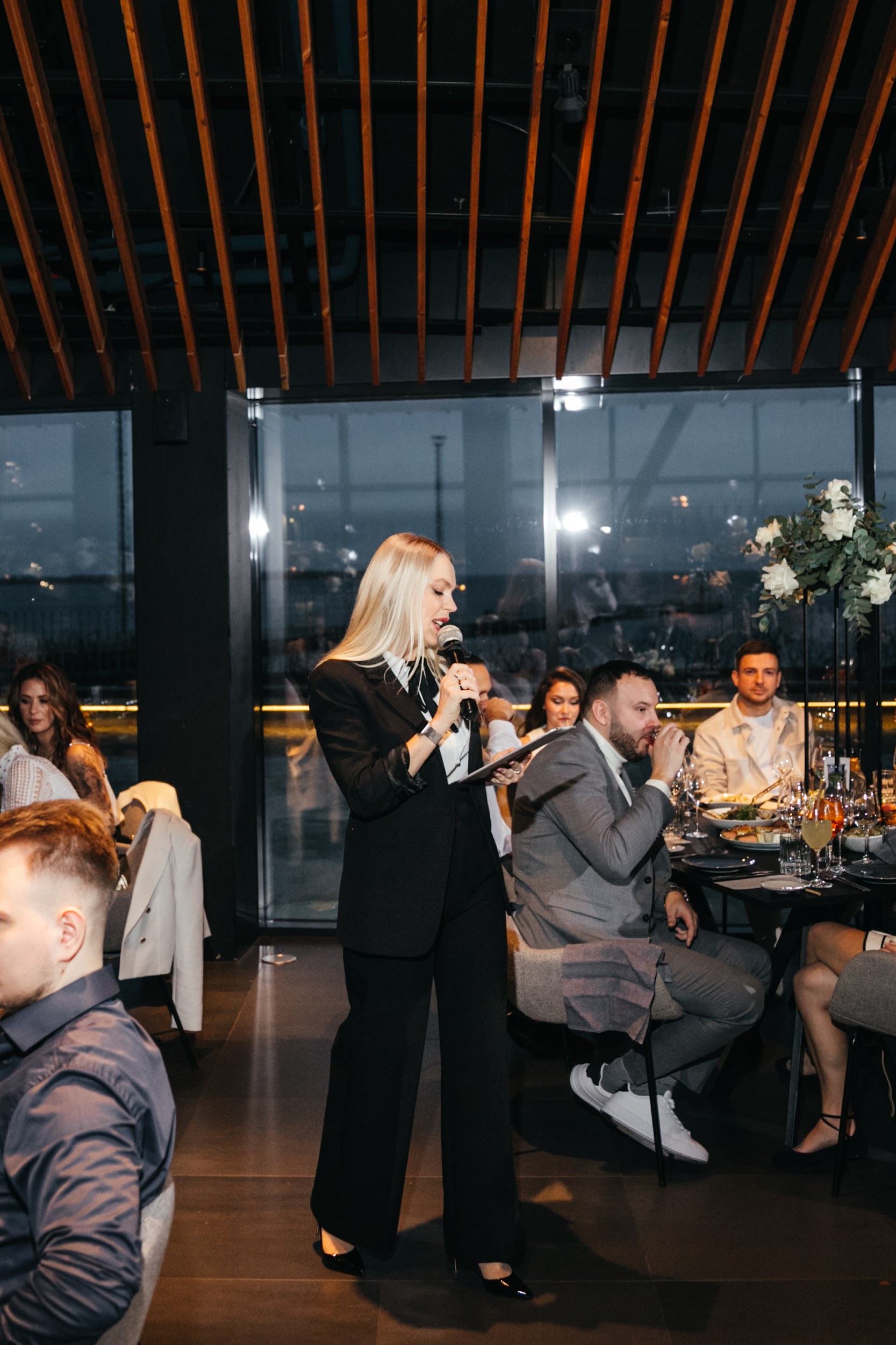 Ведущая мероприятий - Ксения Катс