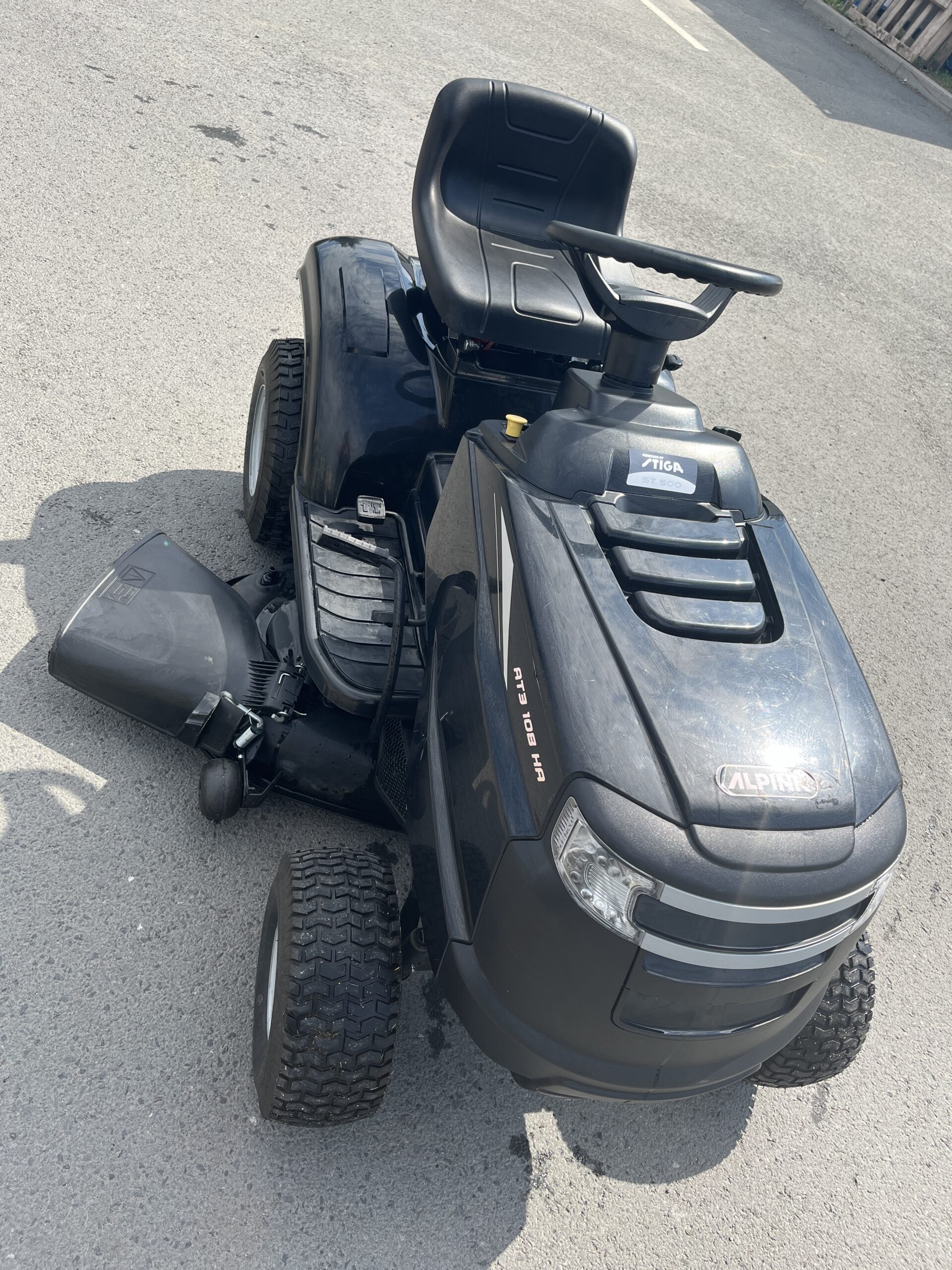 Murutraktori rent. Murutraktori haagisega rent. Трактор газонокосилка в аренду