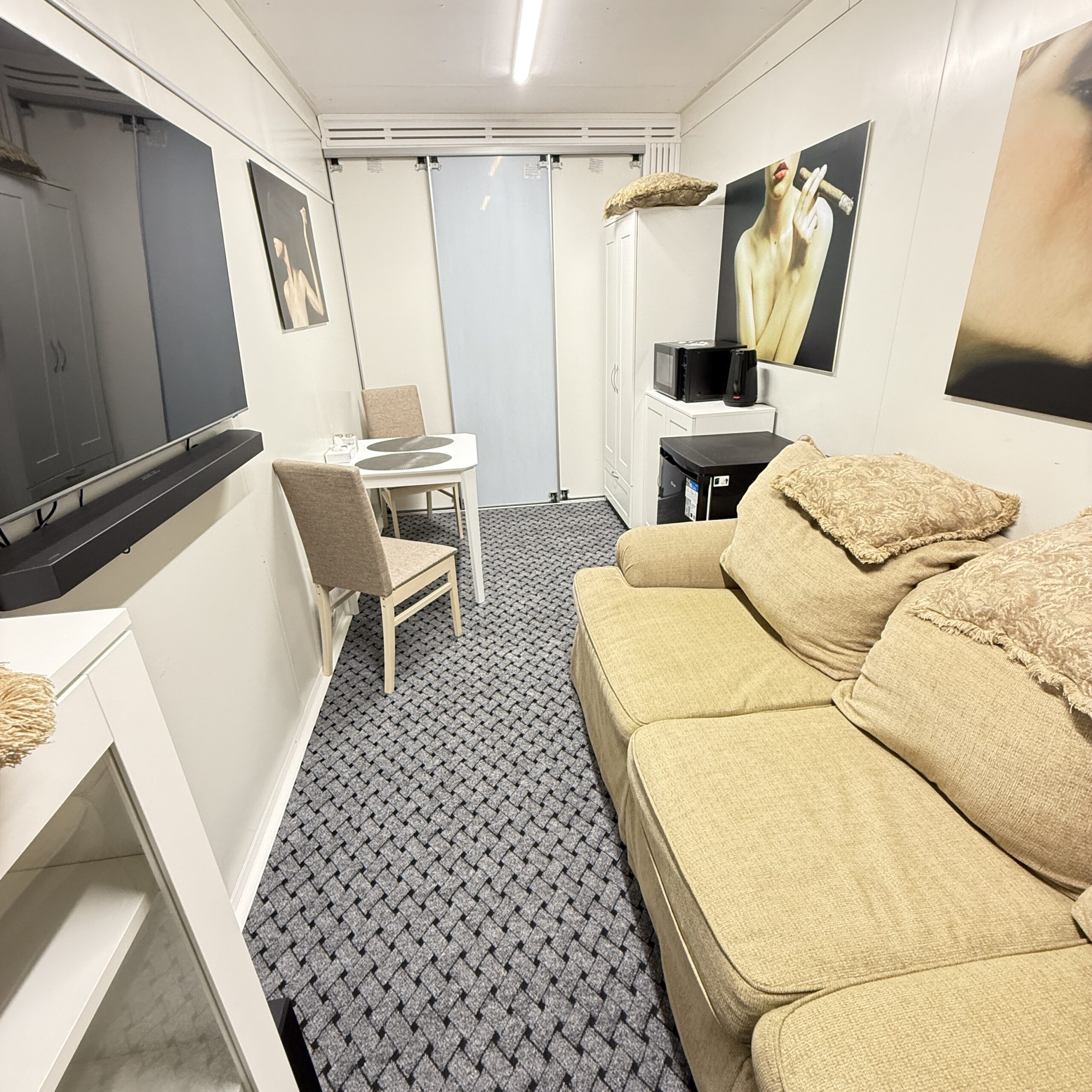 Müüa täiesti kasutusvalmis soojak/elamuhaagis!